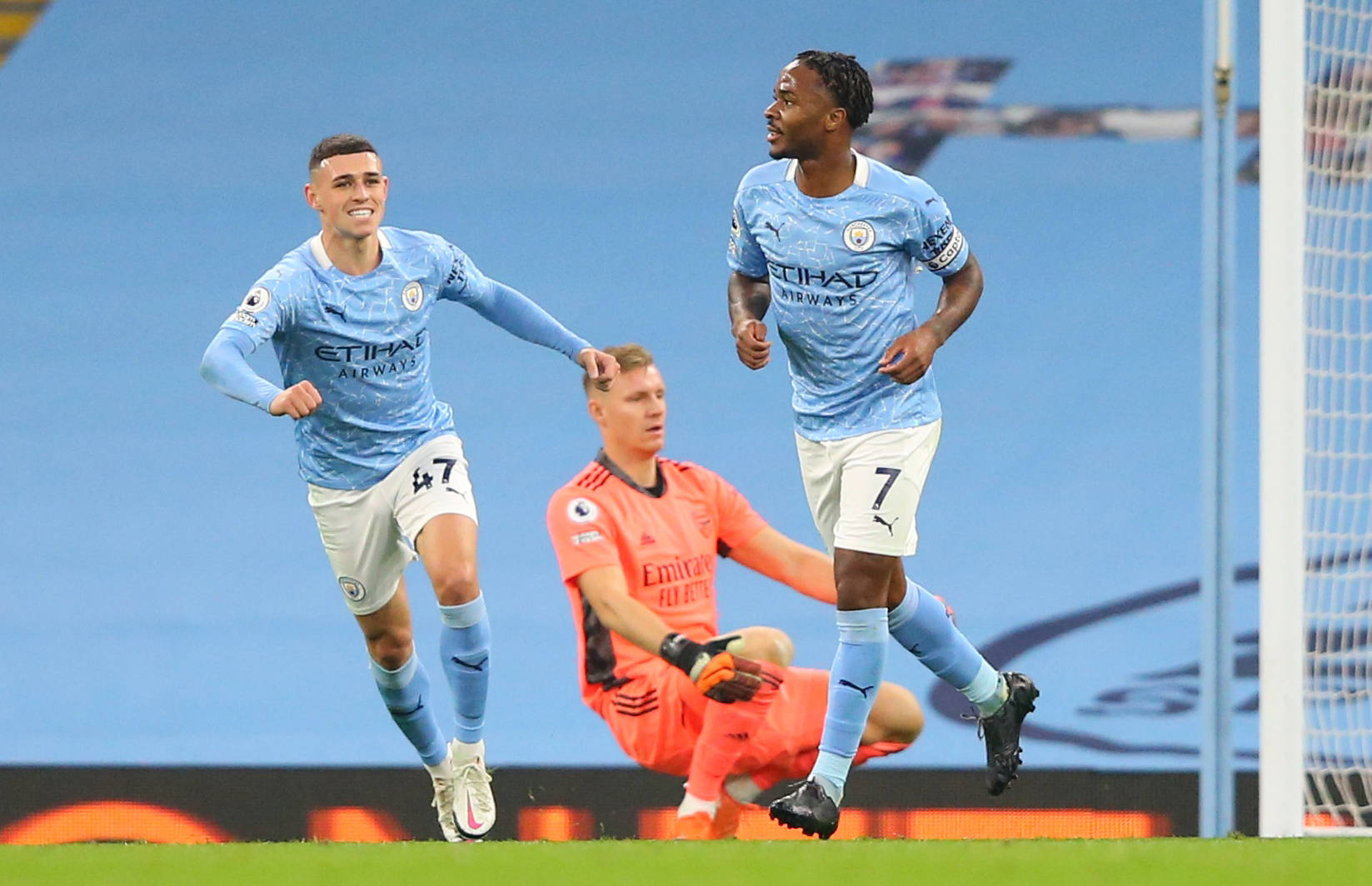 拉特与多位 拉特与多位