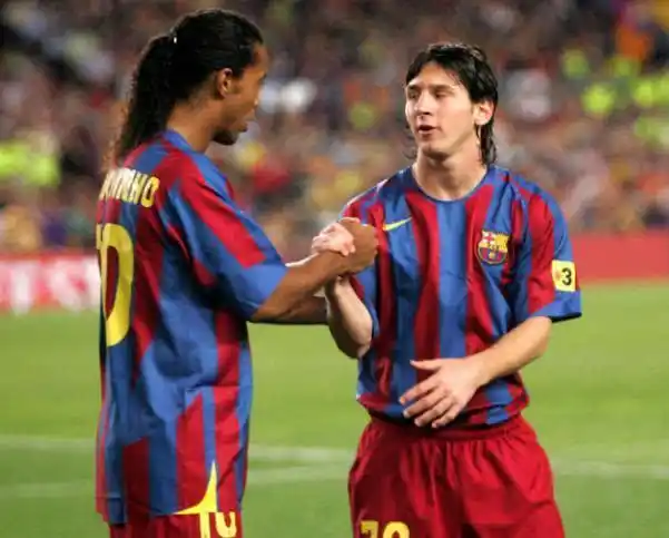 为球迷们带 为球迷们带