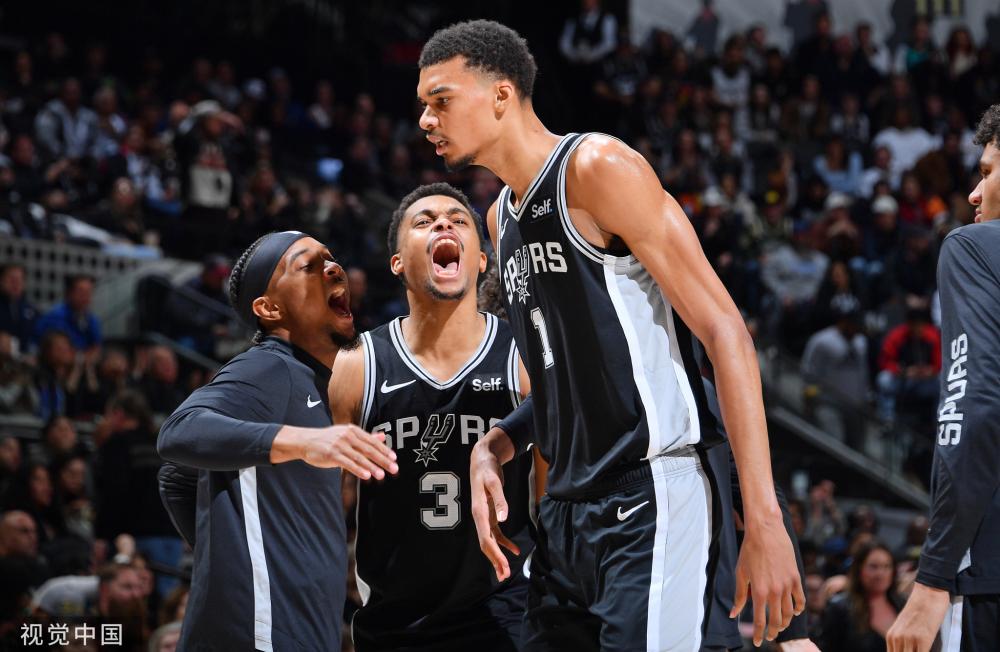 喜报丨8金8银4铜!全市第二!.